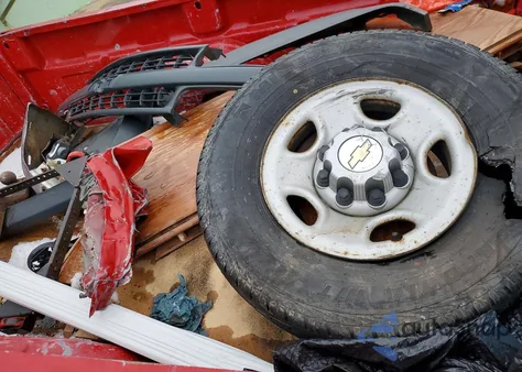 2001 Chevrolet Silverado C2500 из США, поврежденный, VIN 1GCGC24U11Z211008